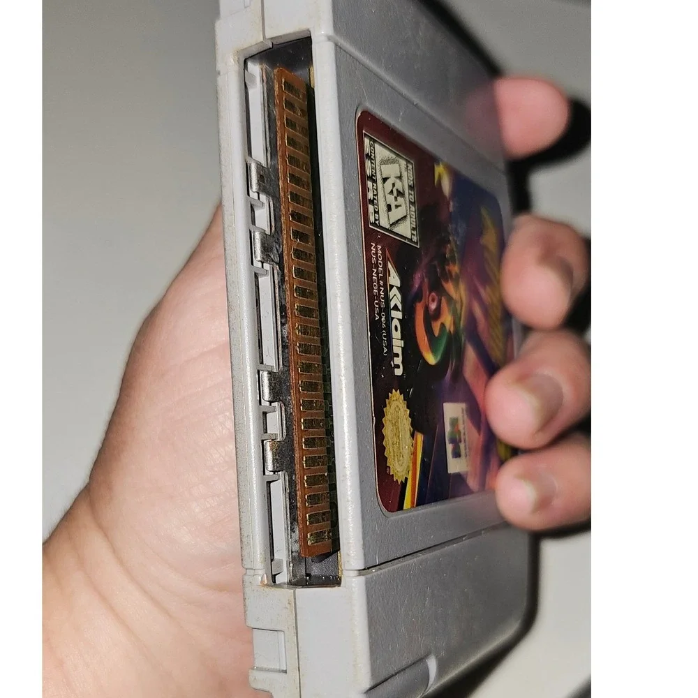 Extreme-G Nintendo 64 N64 Video Game Cartridge NUS-006 USA Acclaim Racing